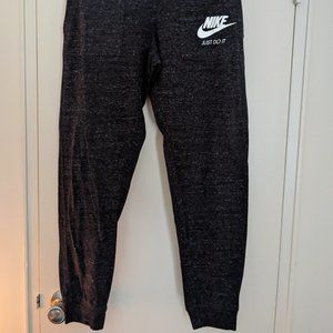 Nike Joggers small